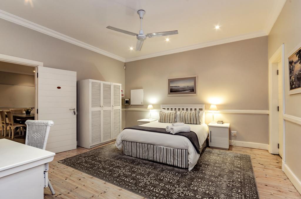 First Avenue Guesthouse Port Elizabeth Kültér fotó