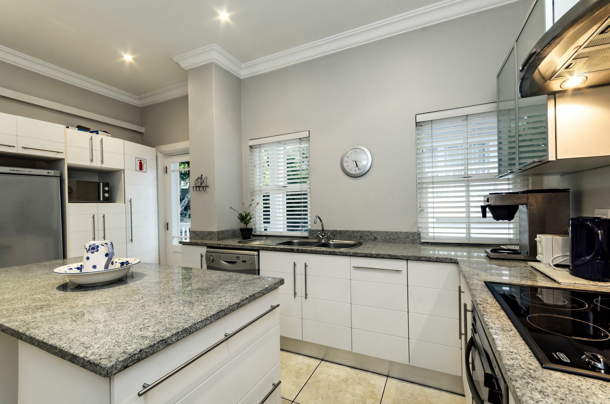 First Avenue Guesthouse Port Elizabeth Kültér fotó